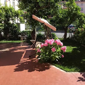 https://casa-luigia-rooms-mtb-in-finalborgo.hotelitalianriviera.com