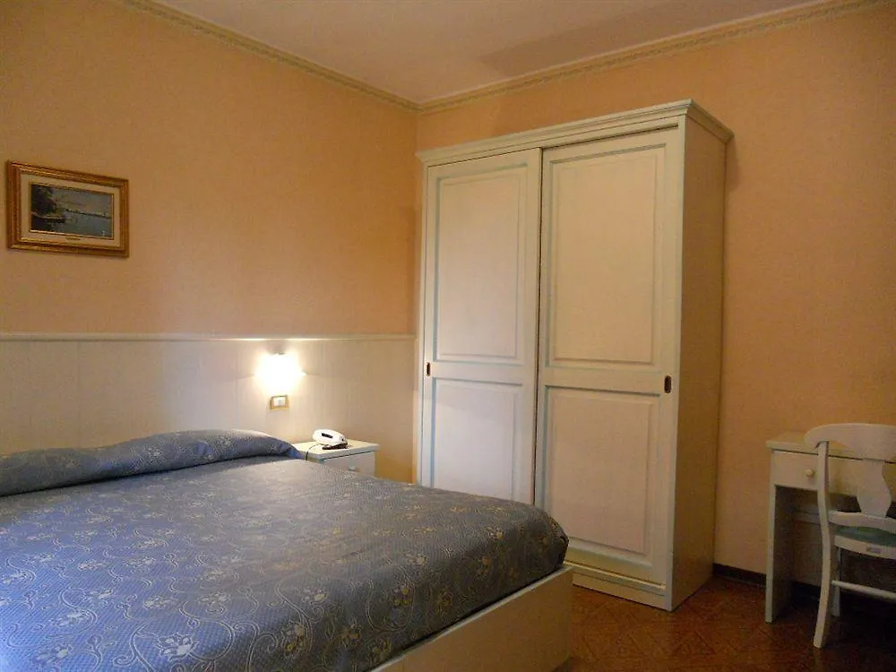 Albergo Ristorante Scanapa Кастьоне-делла-Презолана 3*,
